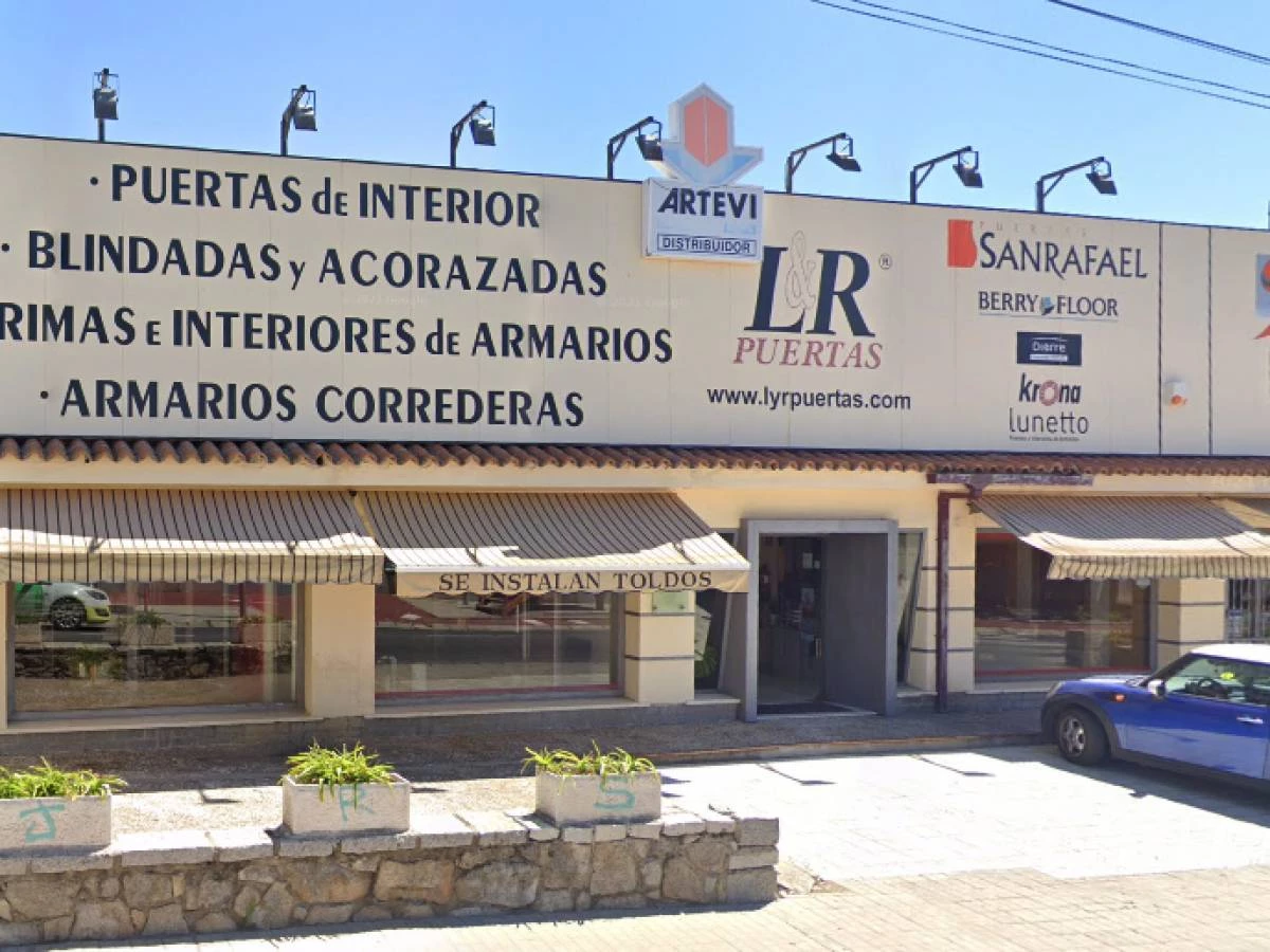 L&R PUERTAS