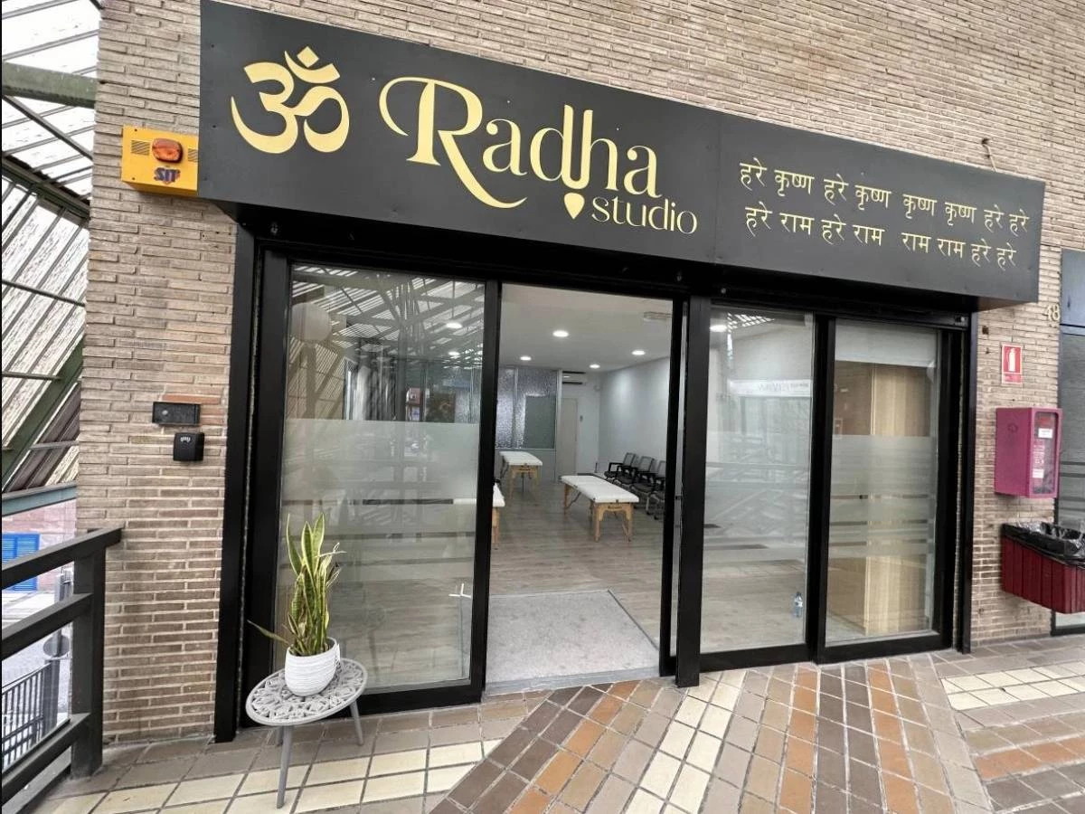 RADHA STUDIO 