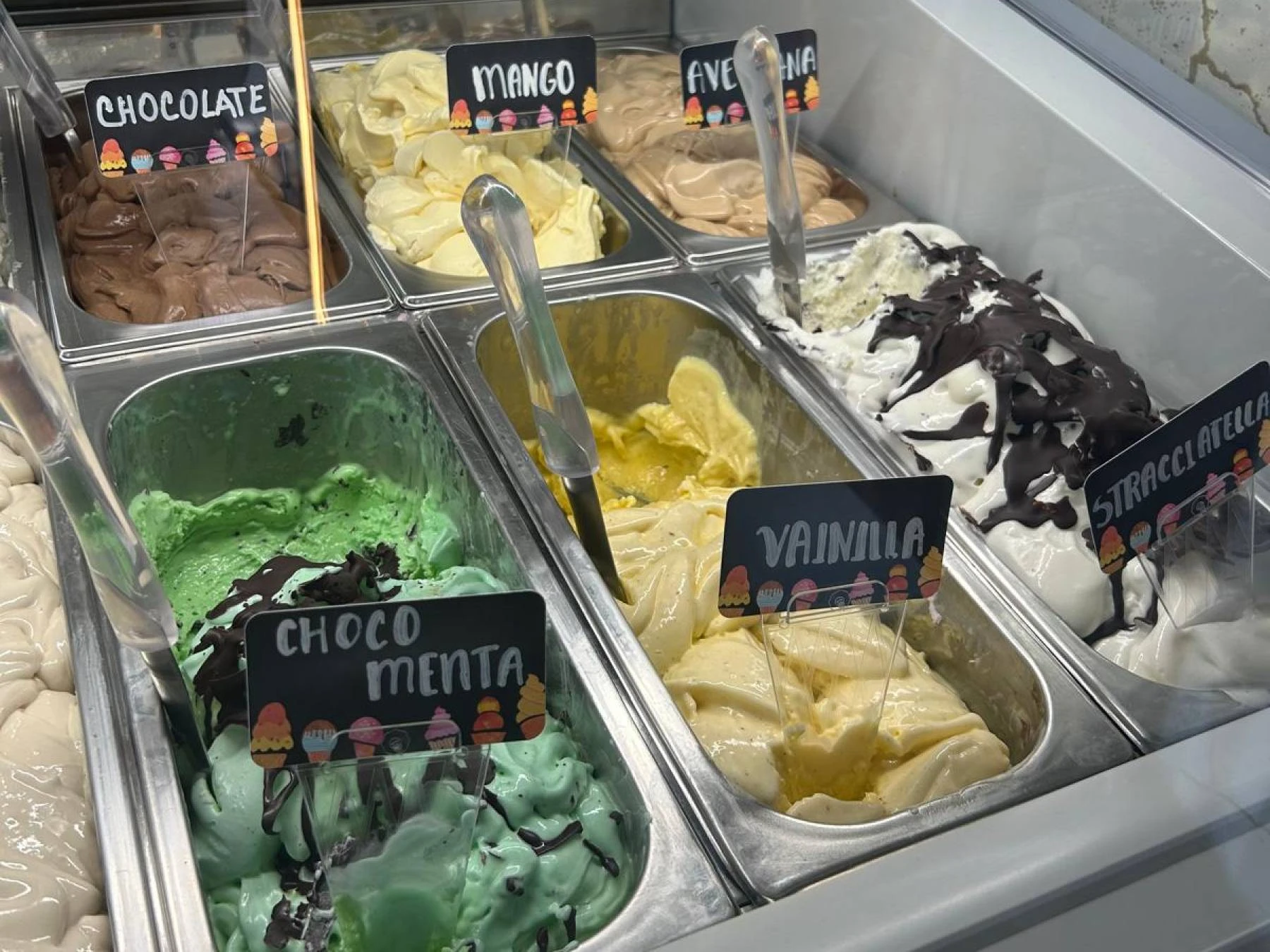35 sabores de helados elaborados artesanalmente