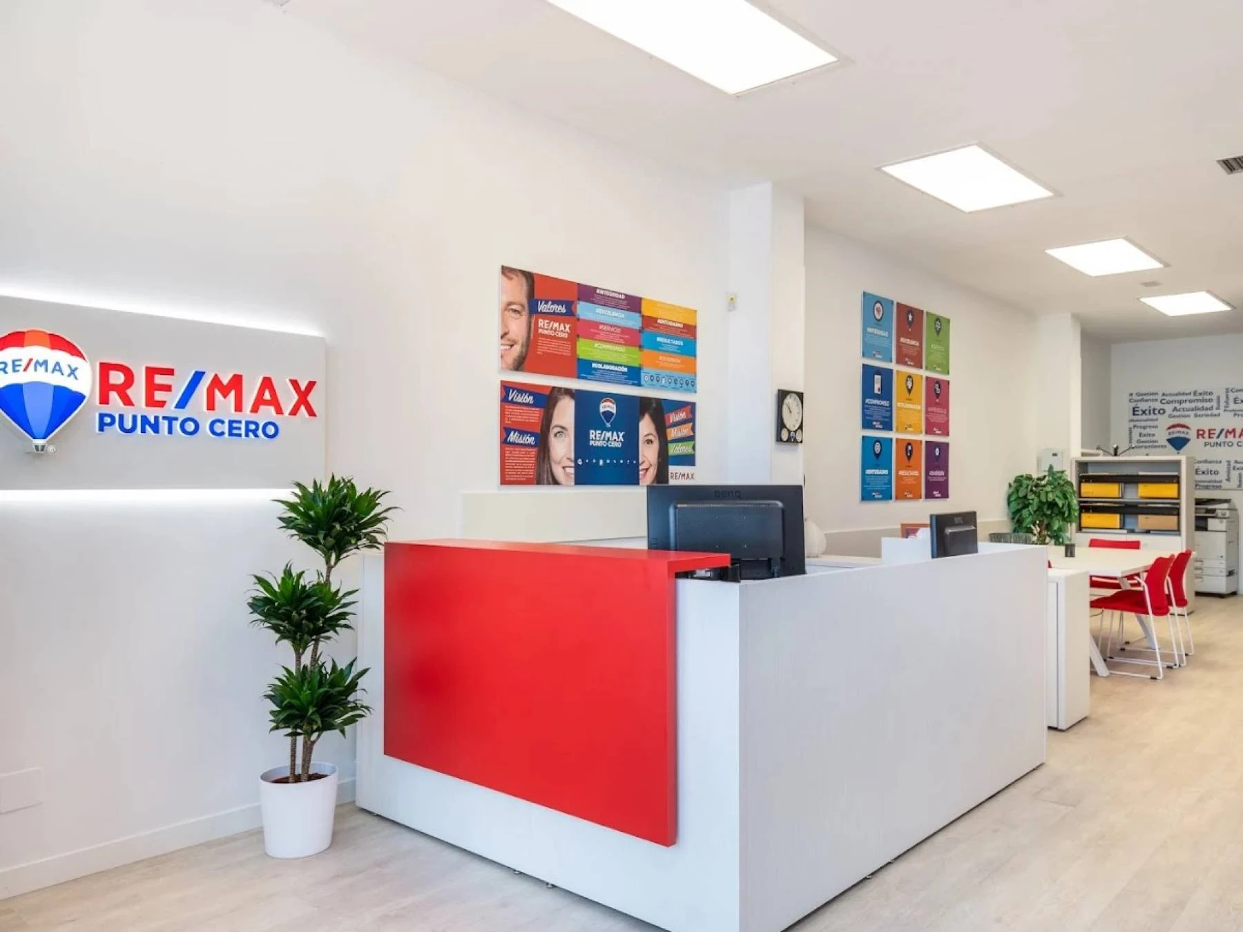 Venta y alquiler de inmuebles, locales, naves...