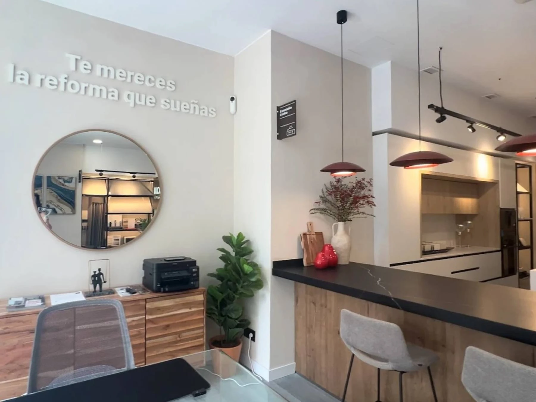 AQUÍ TU REFORMA - Baños a medida