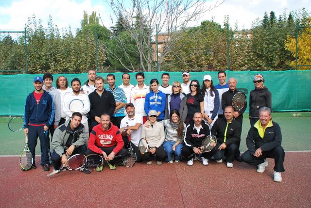 La Escuela de Tenis del C.D. Huerta Vieja actualiza su método de enseñanza

