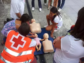 Nuevo curso de primeros auxilios para bebes y niños en octubre desarrollados por Cruz Roja