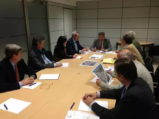 De Foxá presenta a ASURMAJ los proyectos de los nuevos parques de Majadahonda