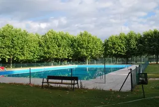 El Ayuntamiento informa a los vecinos sobre los requisitos para la reapertura de piscinas