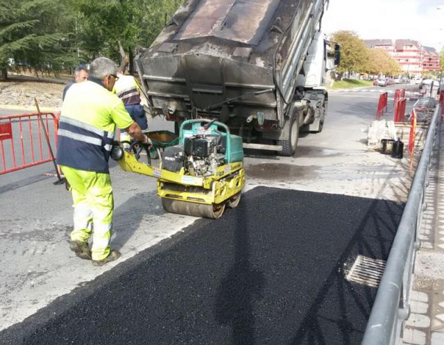El Ayuntamiento mejora la recogida de aguas pluviales en Las Viñas