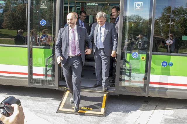 
                                                    La Comunidad de Madrid pone en marcha nuevos autobuses híbridos que darán servicio a Majadahonda y Pozuelo de Alarcón