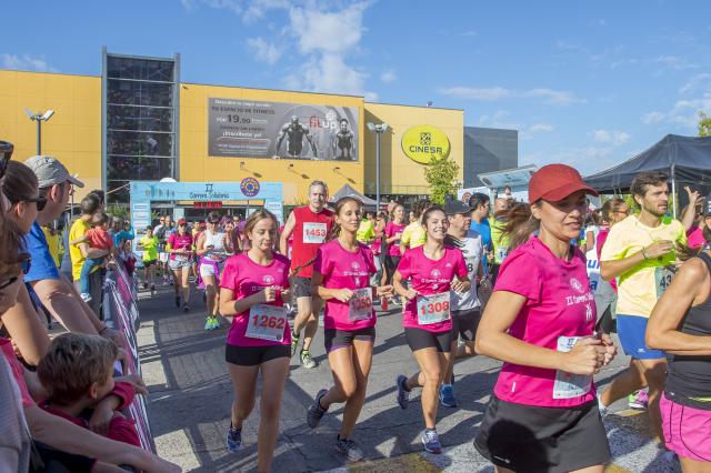 
                                                    1.300 corredores por el corazón en Majadahonda