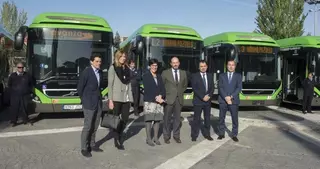 La Comunidad presenta 8 nuevos autobuses híbridos en Pozuelo de Alarcón y Majadahonda