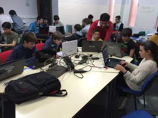 El Ayuntamiento de Majadahonda promueve cursos y talleres de música, inglés, tecnología, informática y voluntariado para jóvenes
