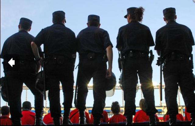 
                                                    Policía y Guardia Civil reforzarán la vigilancia en los centros escolares de la Comunidad de Madrid