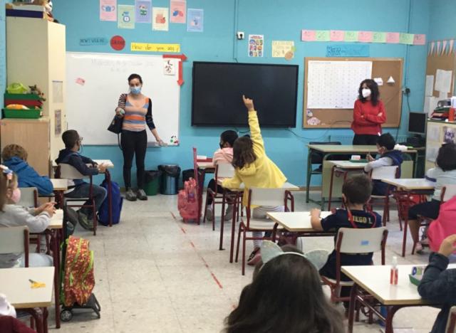 
                                                    El Ayuntamiento imparte charlas de prevención de la COVID a cerca de 6.000 alumnos