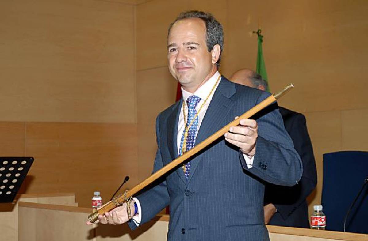 
                                                    Arturo González Panero, ex alcalde de Boadilla, confiesa haber cobrado 1,8 millones de euros de la trama Gurtel