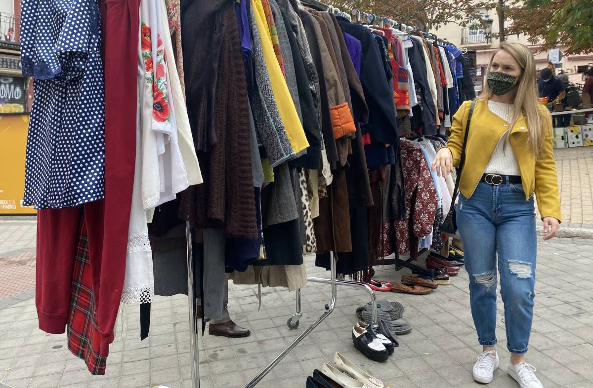 MERCADILLOS: Rastro de Las Rozas, edición Especial "Ropa, ropa, ropa" -  Agenda Cultural en Majadahonda