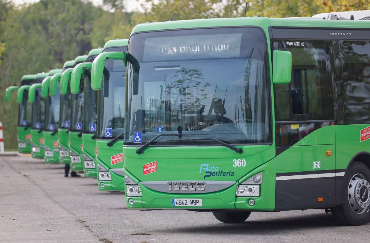 
                                                    Nuevos autobuses interurbanos de gran capacidad para Las Rozas, Majadahonda, Villanueva de la Cañada y Villanueva del Pardillo