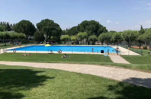 Abre la piscina municipal de verano de Huerta Vieja en Majadahonda 