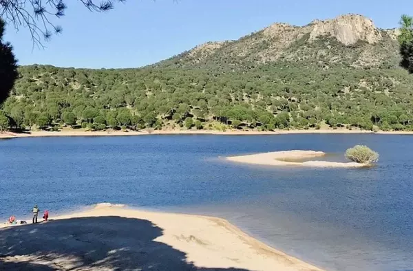 Conoce las 4 zonas naturales aptas para bañarse este verano en la Comunidad de Madrid