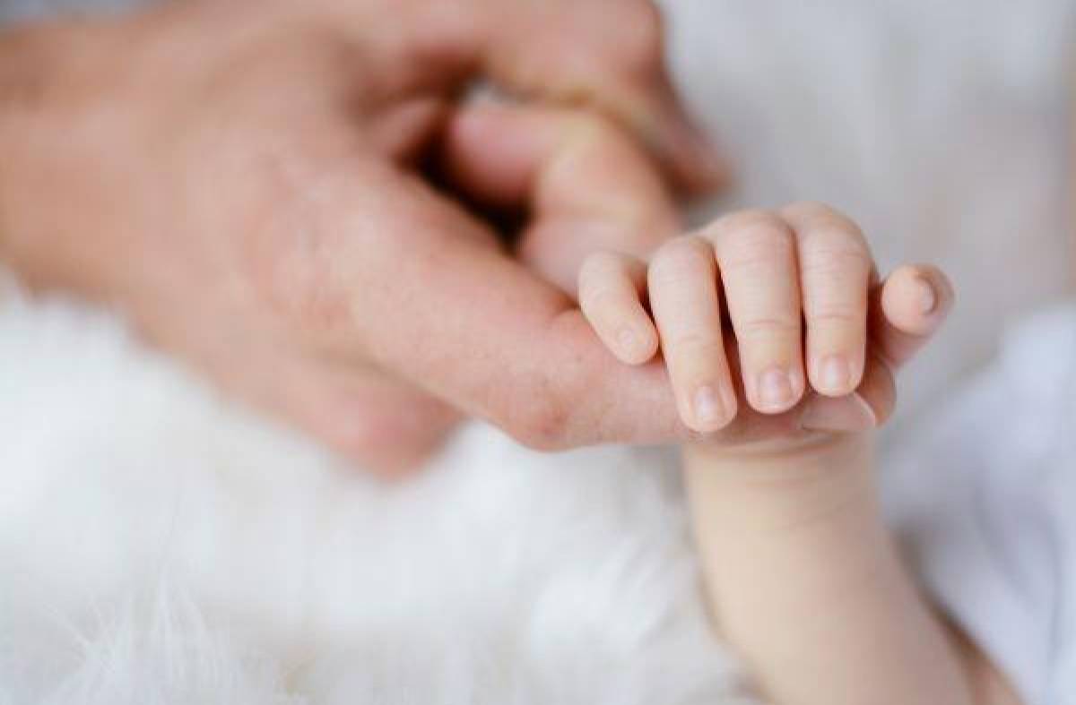 Majadahonda aprueba la convocatoria de ayudas por nacimiento o adopción de hasta 1.300 euros