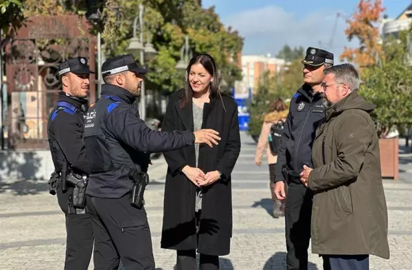 La Policía Local de Majadahonda estrena 'patrullas a pie' por el centro del municipio