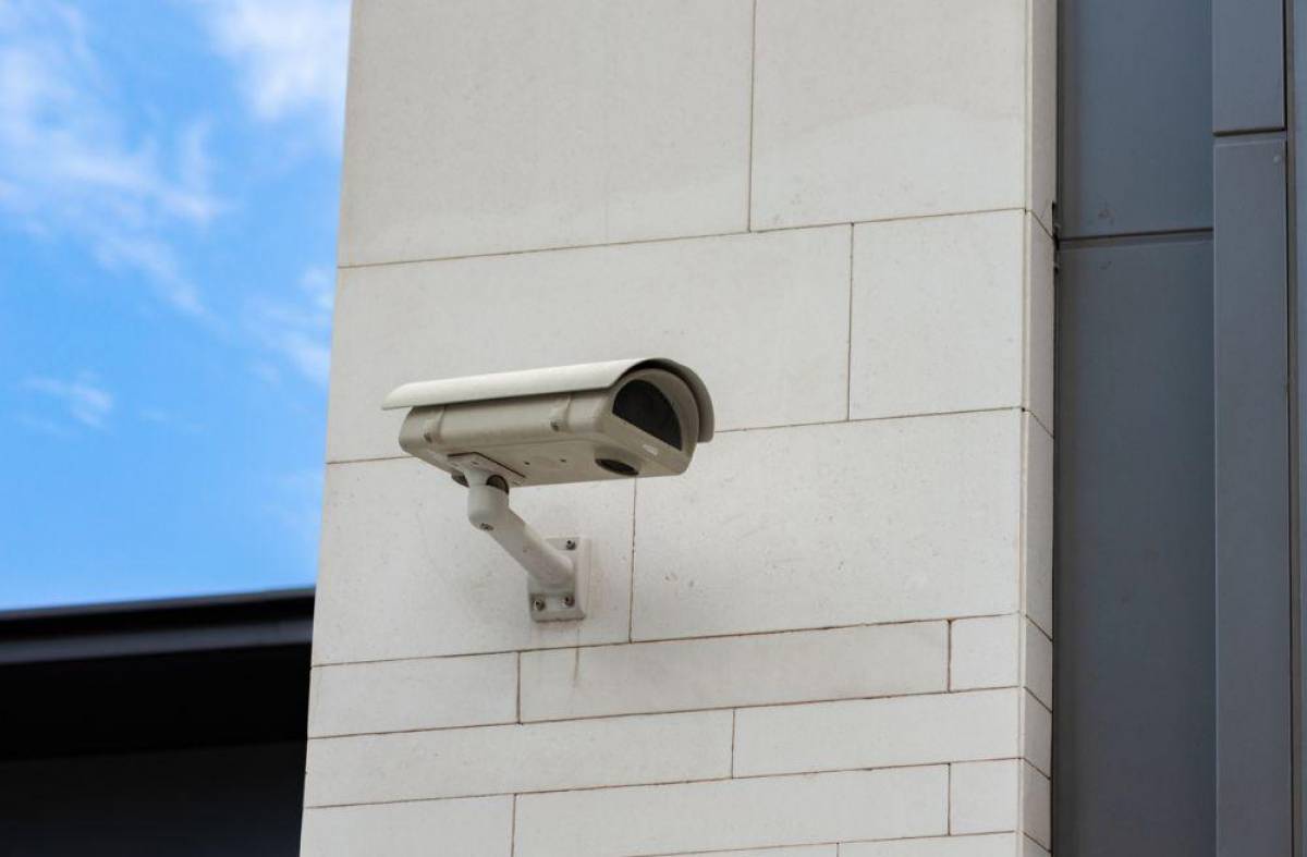 
                                                    La instalación del Circuito de Cámaras de Vigilancia en las calles de Majadahonda avanza con paso firme