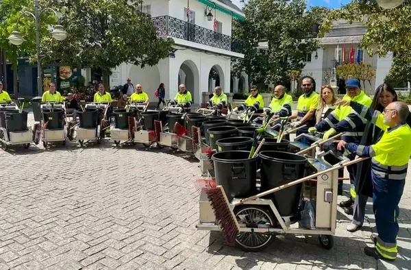 Majadahonda estrena carros propulsados eléctricamente para la recogida de basura en las calles 