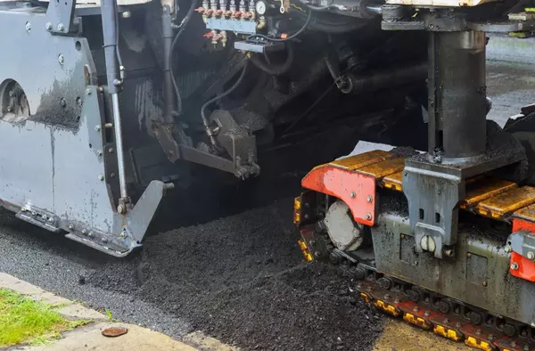 Comienza la Operación Asfalto de verano en Majadahonda: afectadas 77 vías y el recinto ferial 