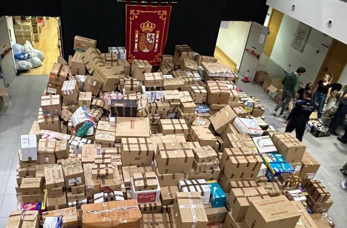 Majadahonda suspende temporalmente la recogida de alimentos, ropa y productos con destino a los damnificados por la DANA 