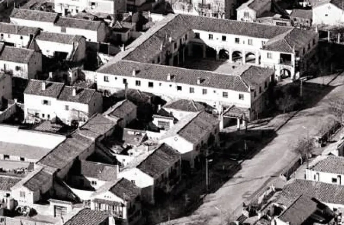 Majadahonda a través del tiempo: Julia Induráin, vecina de 91 años, presenta su libro de recuerdos y vivencias desde 1942