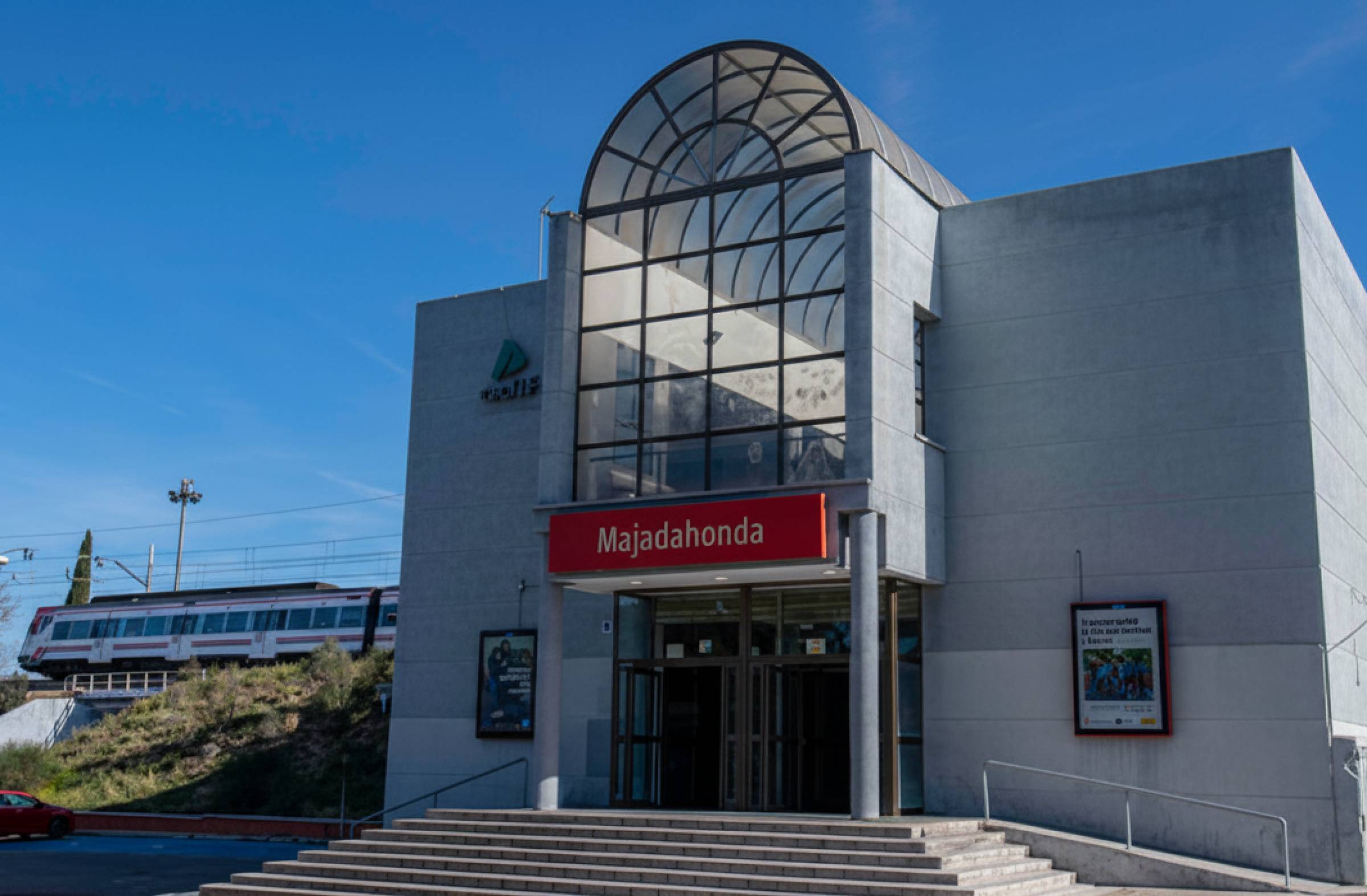 Ya se puede aparcar gratis en las estaciones de Cercanías de Majadahonda, Las Rozas y Pozuelo de Alarcón