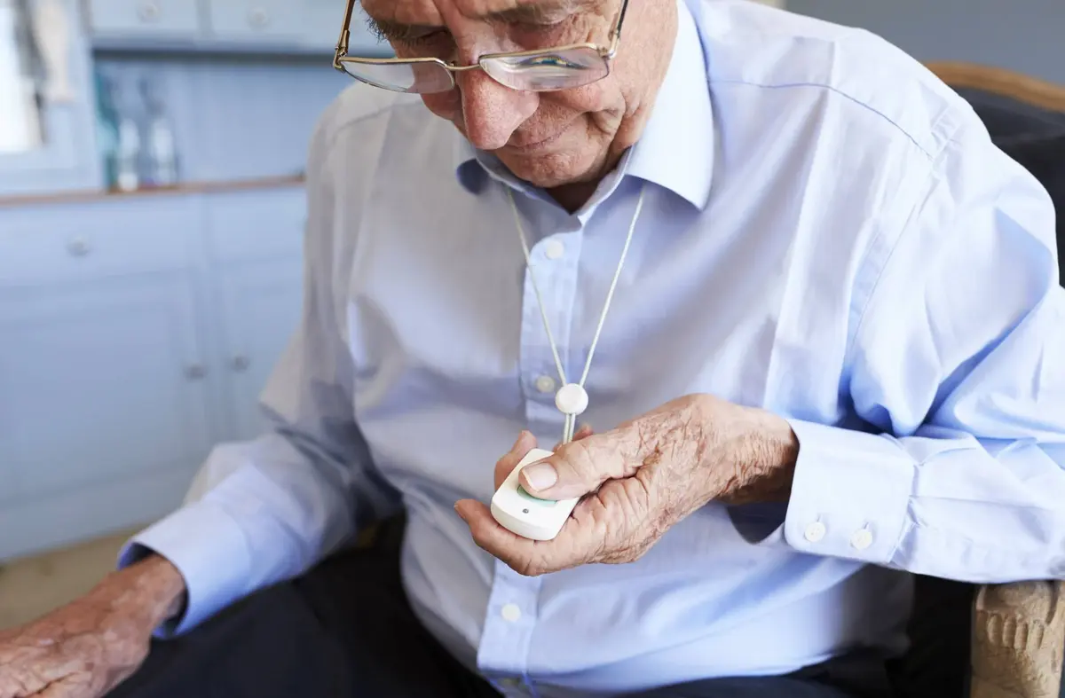 Majadahonda destina un 125% más de presupuesto a la teleasistencia para personas mayores, en situación vulnerable o con discapacidad  