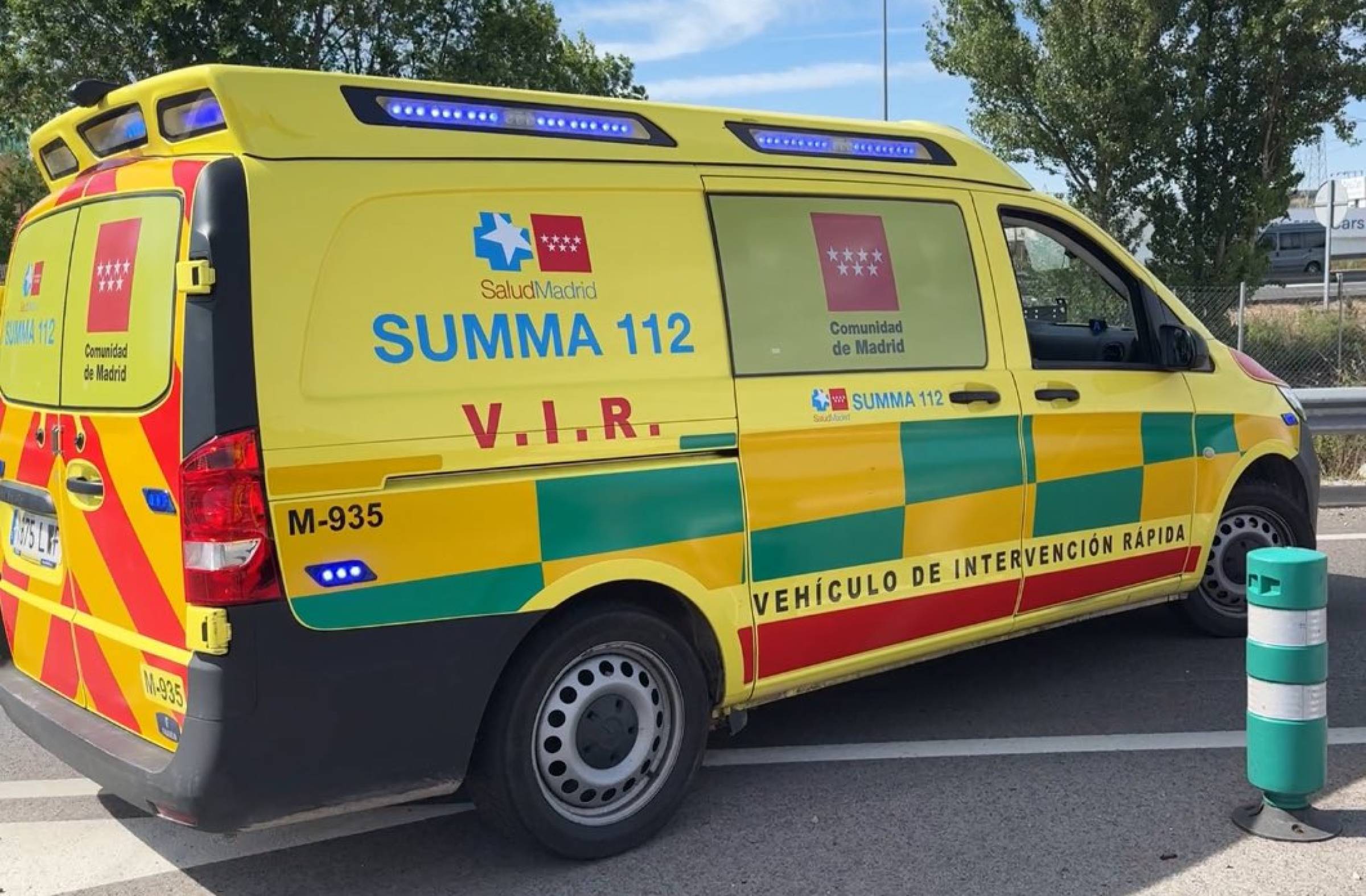 Un motorista de 25 años, en estado crítico tras colisionar con un vehículo en Majadahonda