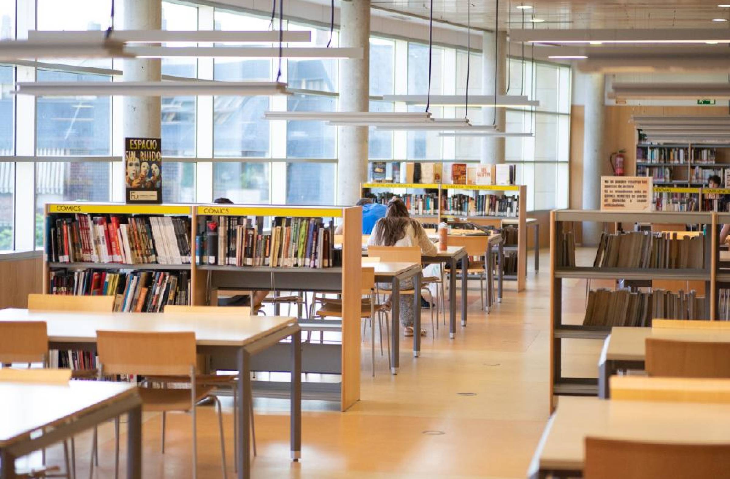 
                                                    La Biblioteca Municipal de Majadahonda amplía plazas y horario para facilitar el estudio durante los exámenes  