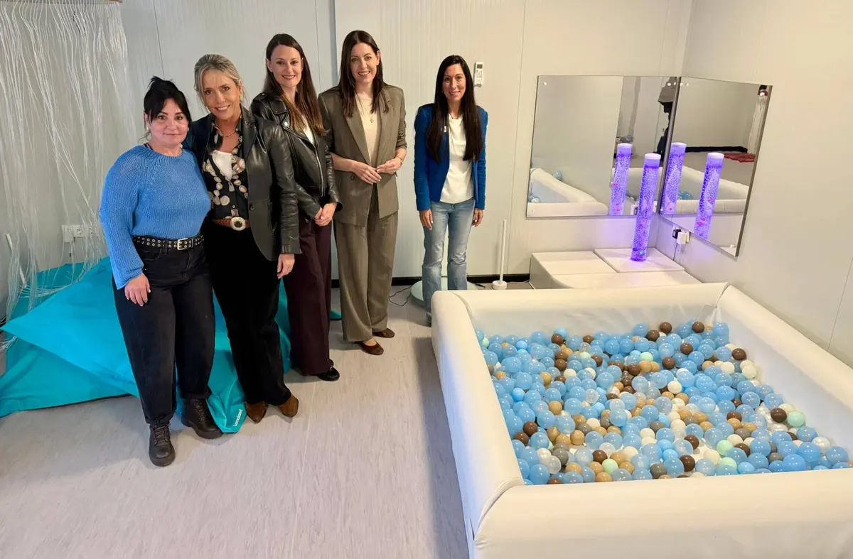 La alcaldesa de Majadahonda visita el colegio de educación especial CEPRI para celebrar el Día Mundial del Autismo   