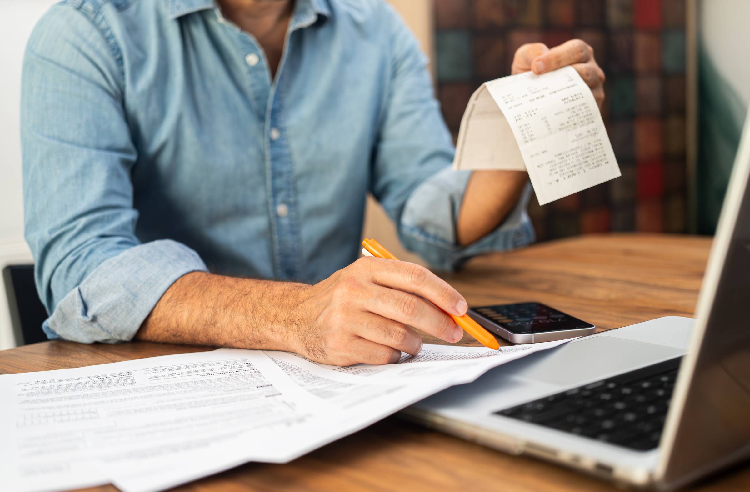 Claves y deducciones que podrías estar perdiendo: Cómo optimizar tu Declaración de la Renta 2025 en Majadahonda