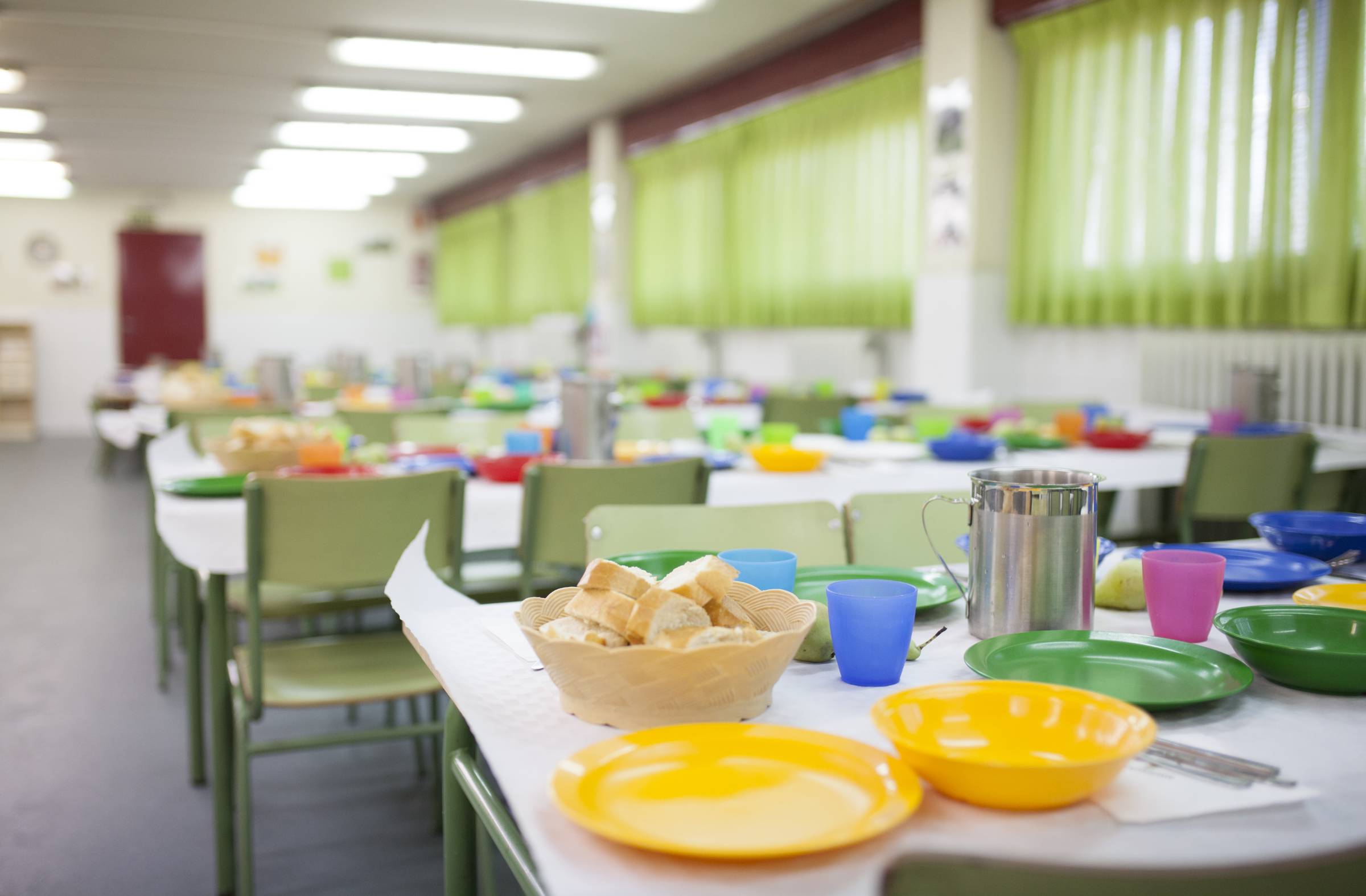 
                                                    Rechazada la propuesta de Más Madrid–IU Majadahonda sobre la gratuidad del comedor escolar en la etapa de 0 a 16 años