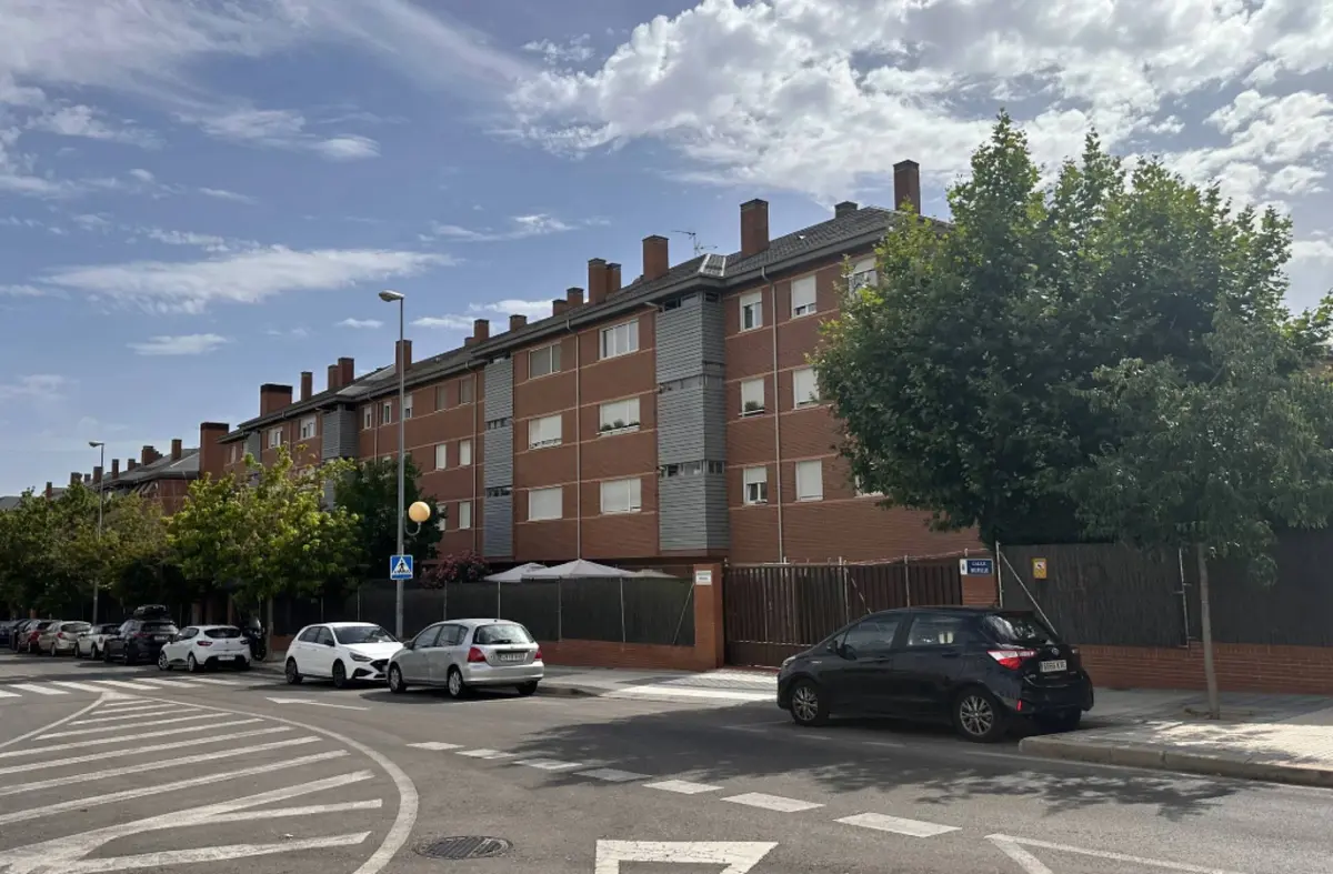
                                Alquiler con opción a compra en las viviendas protegidas de PAMMASA: la propuesta que VOX Majadahonda llevará al Pleno                                    