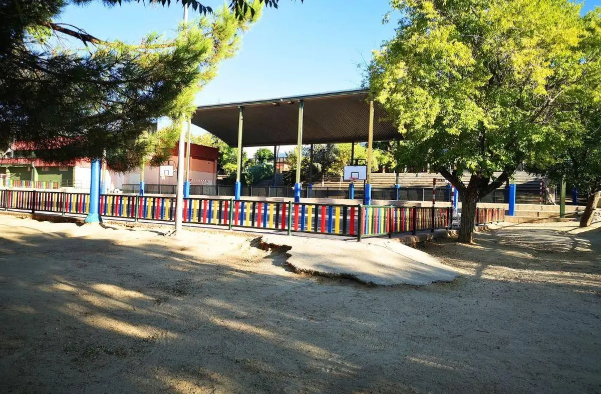 Vecinos por Majadahonda alerta de movilizaciones de las familias si persisten las deficiencias y el calor en los colegios públicos