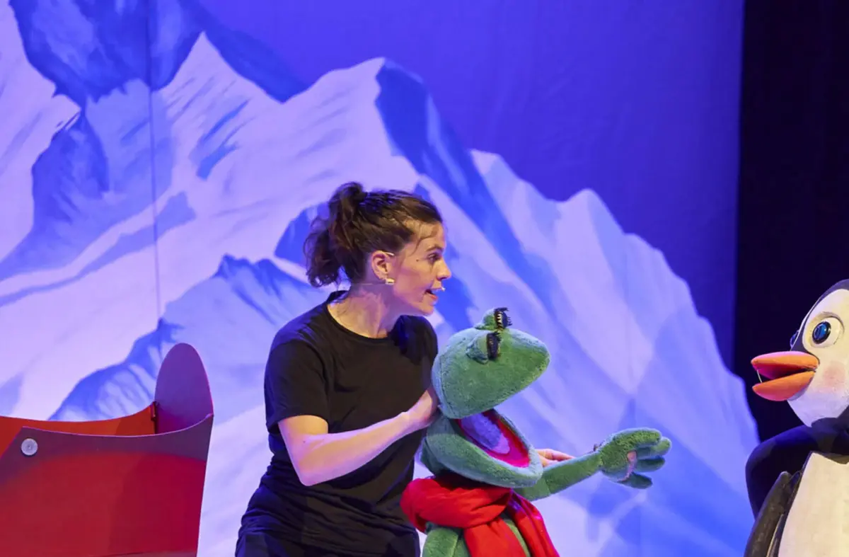 TEATRO INFANTIL. 'Una rana en el hielo'. 9 de Octubre en Villanueva de la Cañada