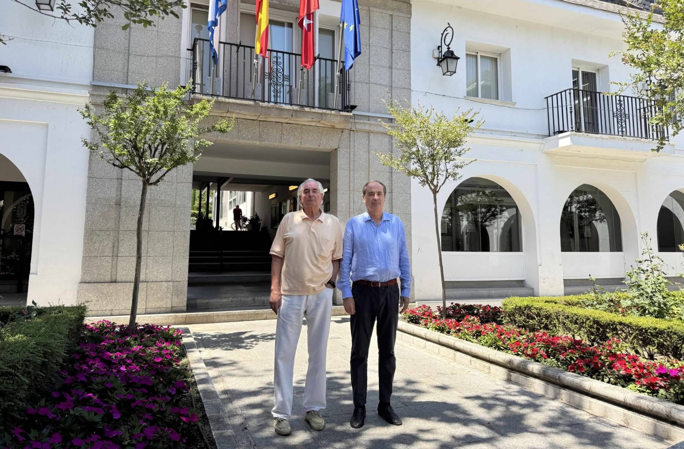 
                                                    Vecinos por Majadahonda lleva al Pleno 10 preguntas sobre problemas planteados por los vecinos y difunde las respuestas
