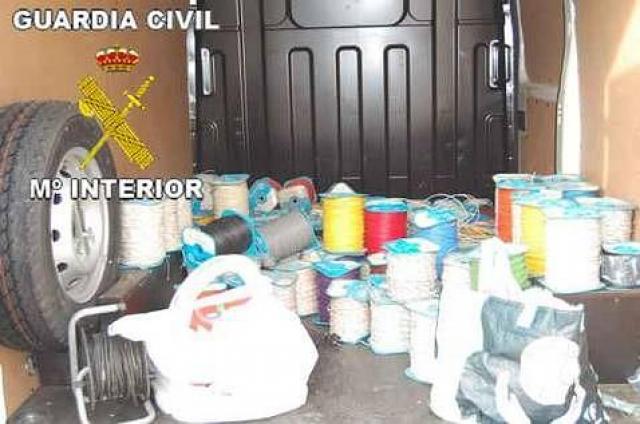 La Guardia Civil detiene a cuatro personas por robo de cobre