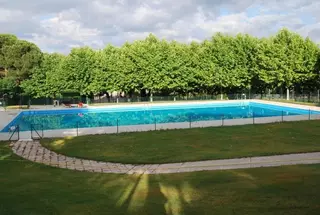 La piscina de verano abrirá sus puertas este sábado
