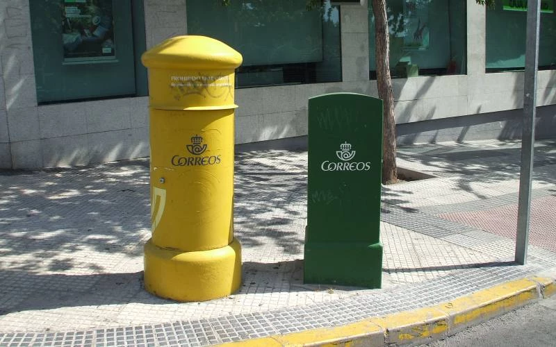 Colas en la oficina de Correos