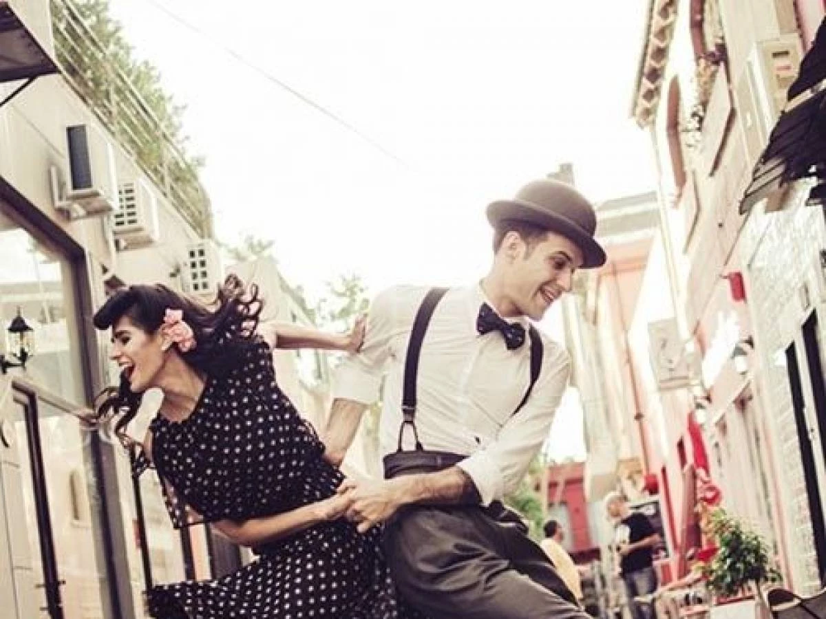 Clase Gratuita: Aprende a Bailar Swing