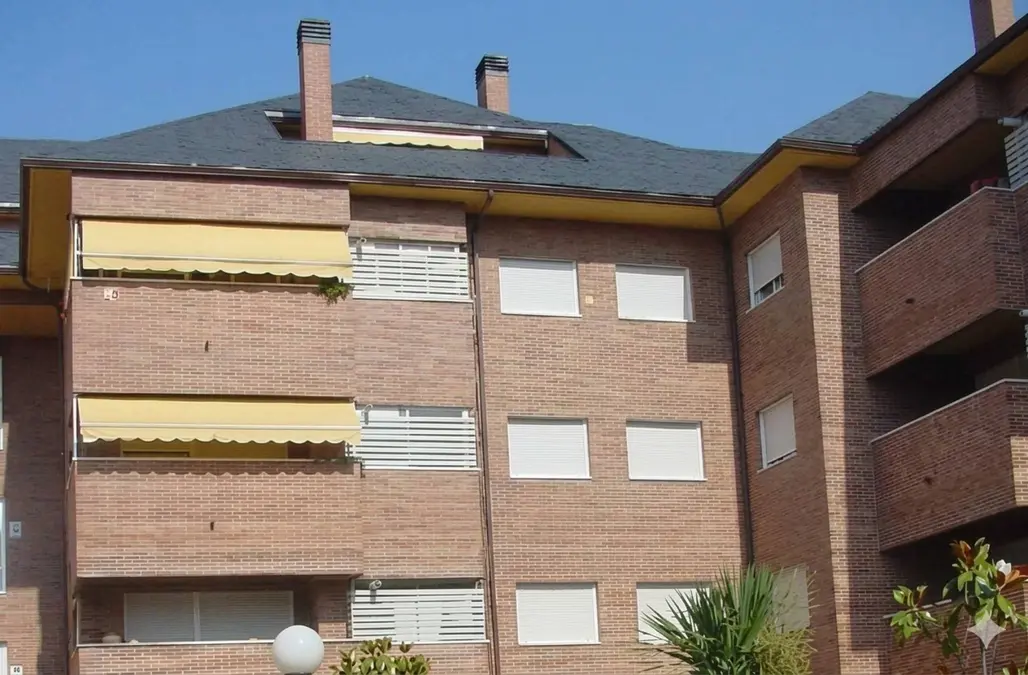 Piso de 130 m2 en alquiler en Majadahonda, Valle de la Oliva - 2.000 €/mes