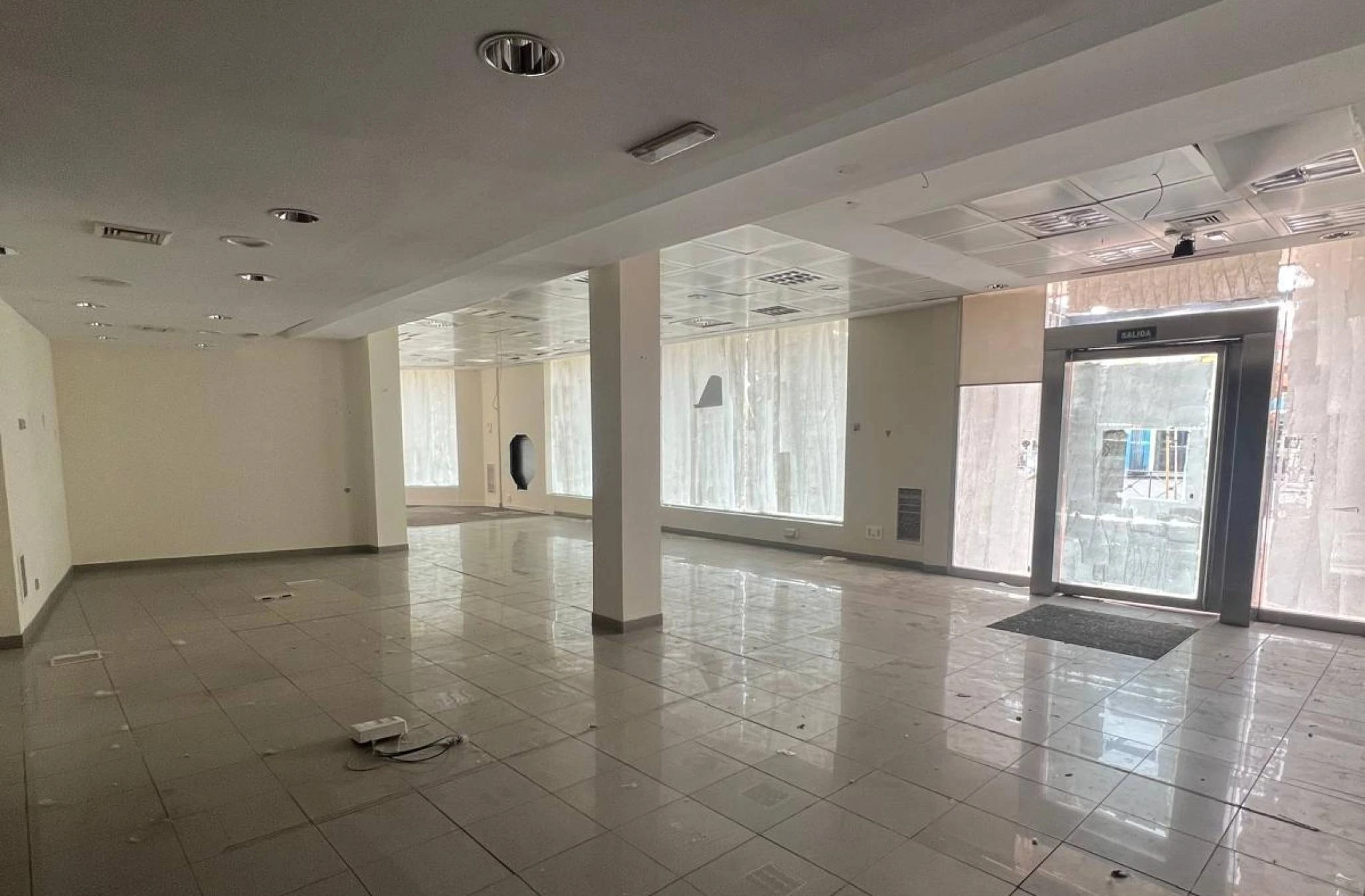 Busco chica INTERNA con experi